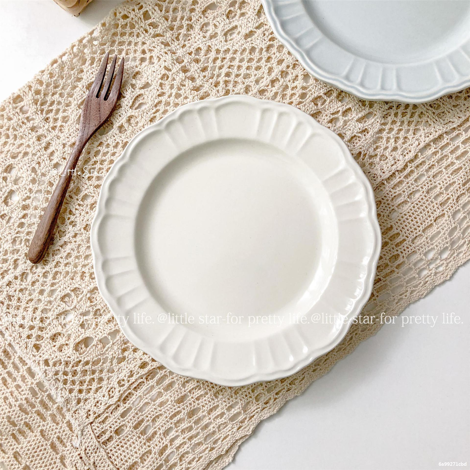 日式花瓣奶油色浮雕盘 陶瓷盘 意面点心盘甜点水果盘复古家用餐盘