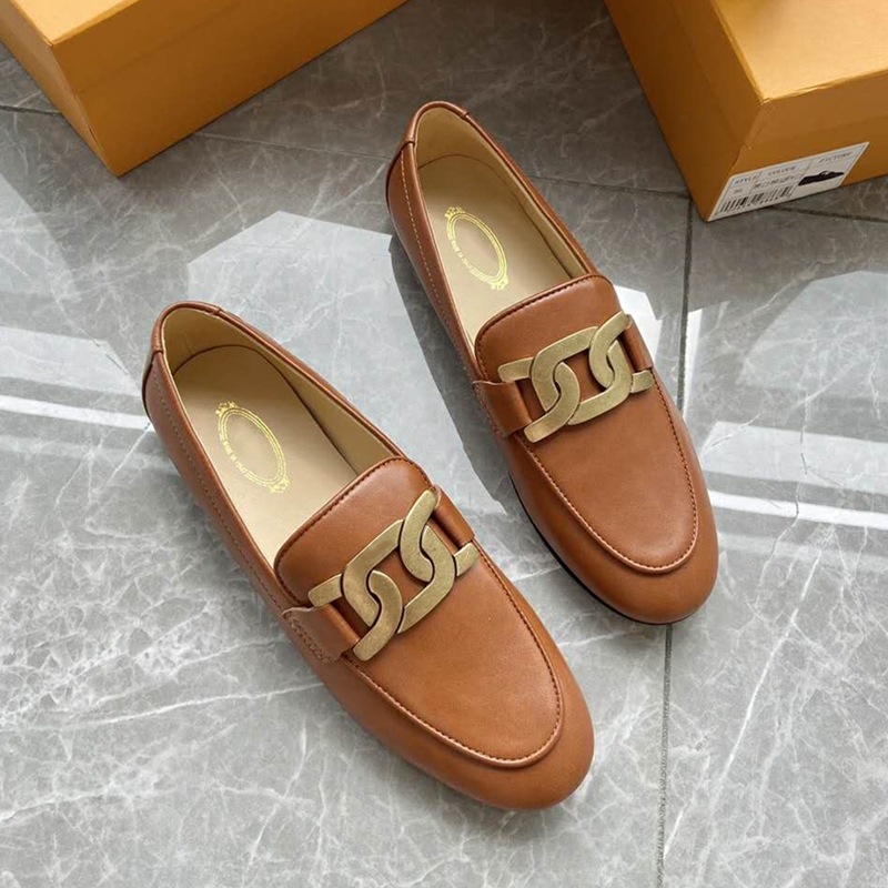 20外贸新款苏茵茵 葡萄妈复古金扣真皮一脚蹬懒人乐福鞋女小皮鞋