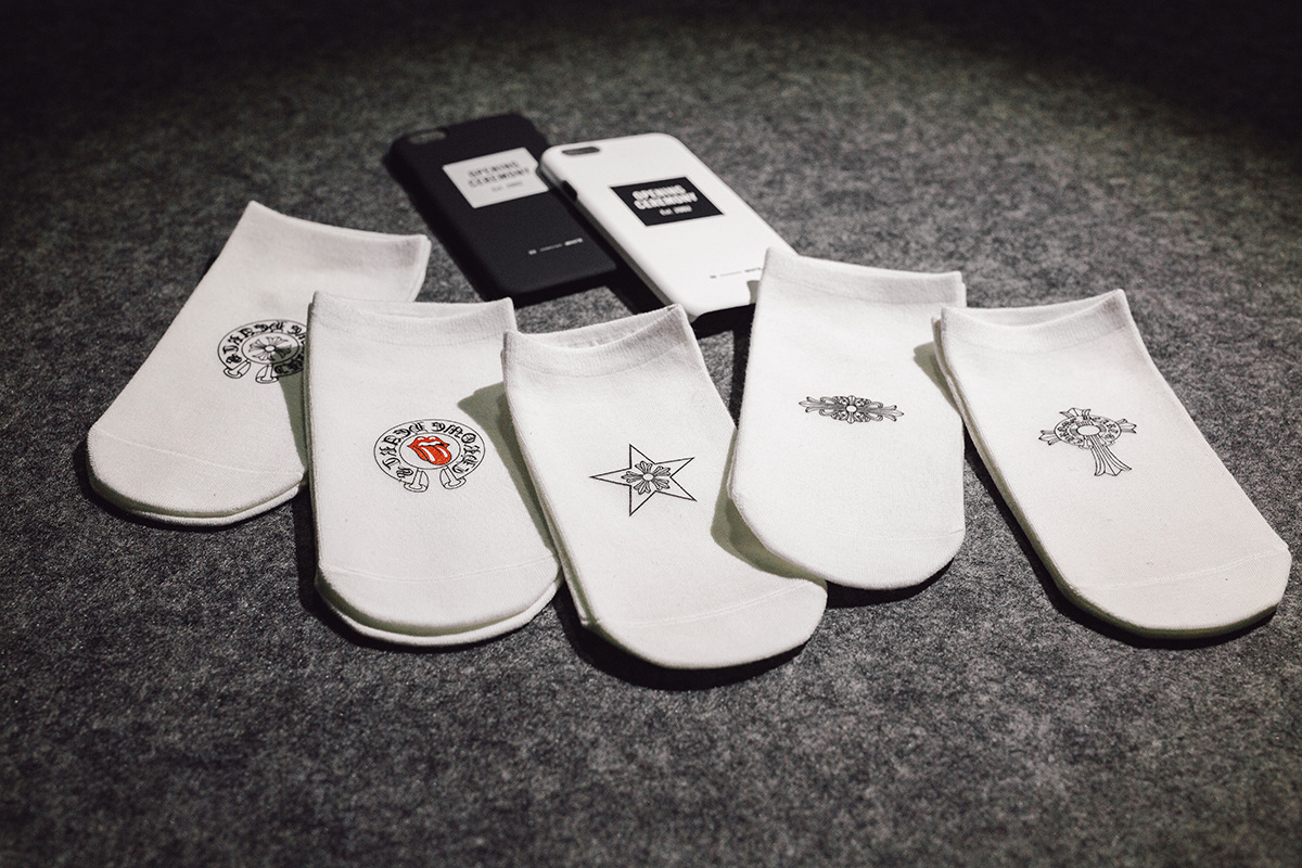 袜子男女中性潮袜ins个性烫印卡通盒装情侣低帮浅口船袜一件代发