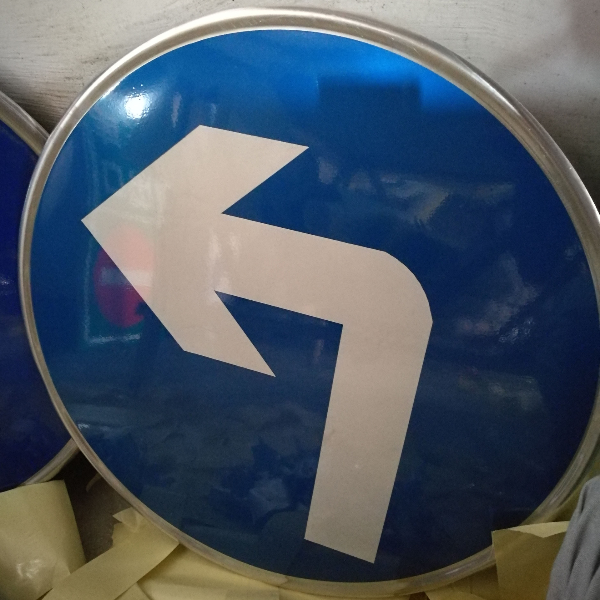 标志牌厂家定制铝合金道路指示交通标识牌反光市政道路警示牌指路