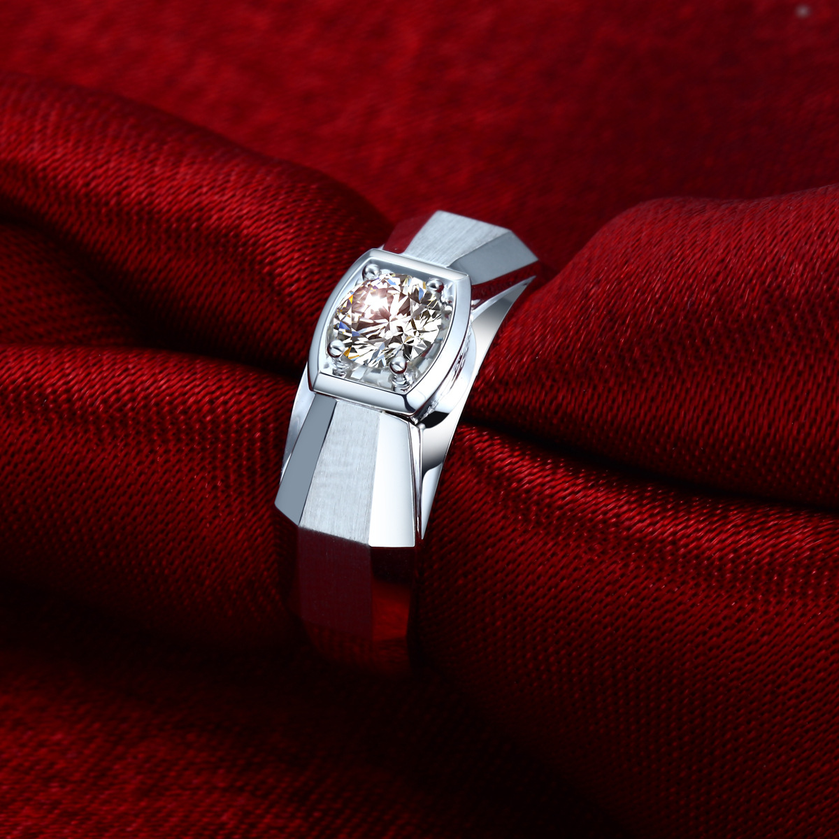 幸福久久威龙四爪钻戒白18k金拉丝35-50分钻石男戒定制指环