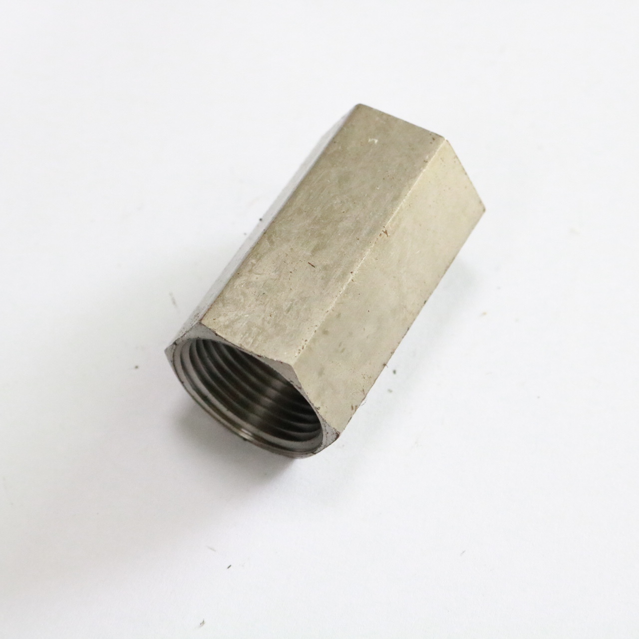 厂家供应不锈钢内圆外六角管内含螺纹_加长加厚空心螺母加工定做