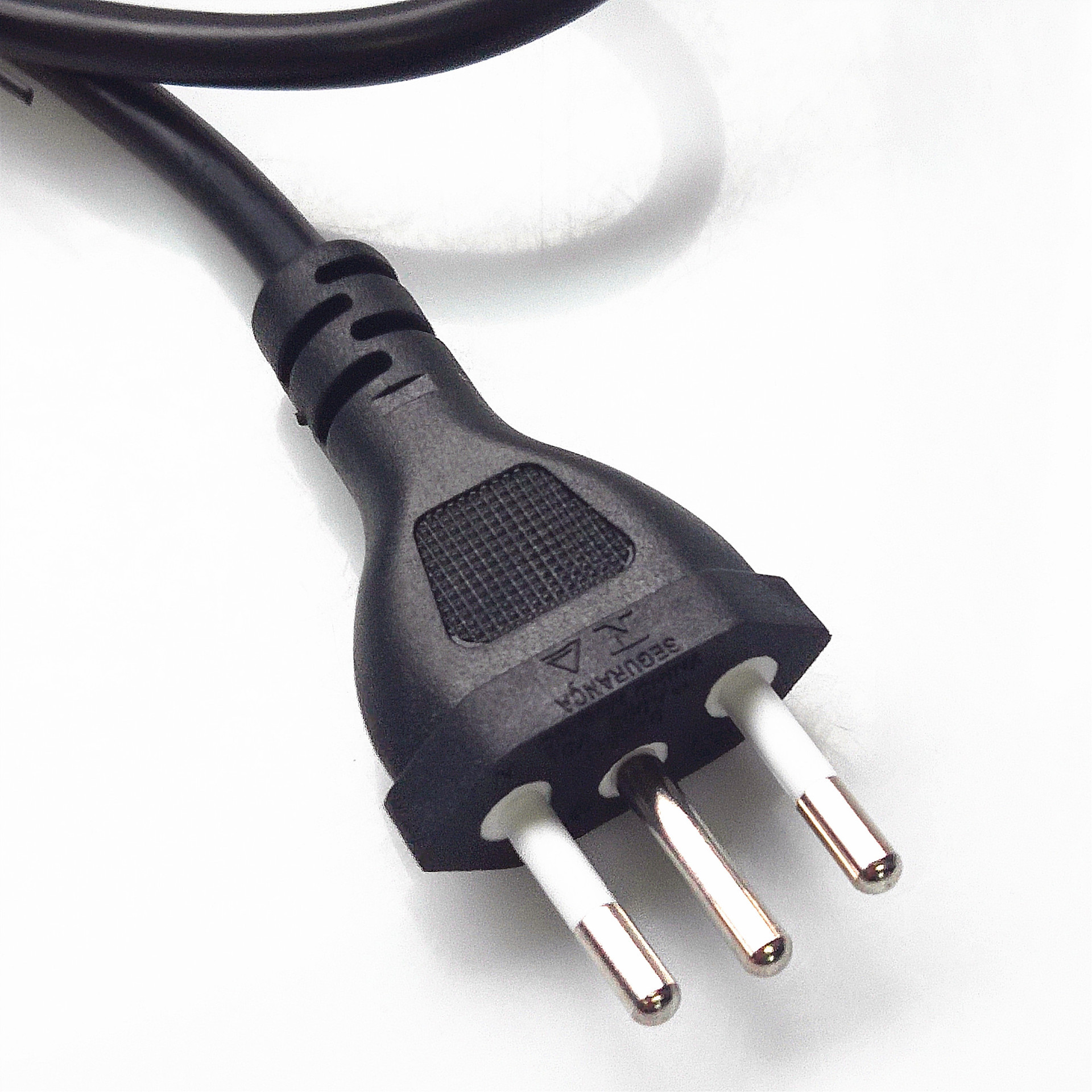 巴西三芯pvc电源线适配器梅花尾品字尾电源线厂家