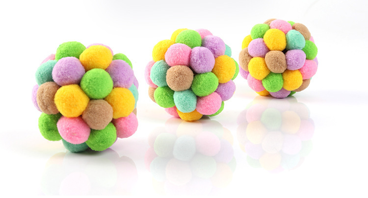 厂家直销宠物毛绒玩具七彩铃铛球猫咪互动发声玩具手工制作猫玩具