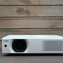 三洋xu1060c4500流明工程投影仪 教育商务办超亮家庭影院投影机