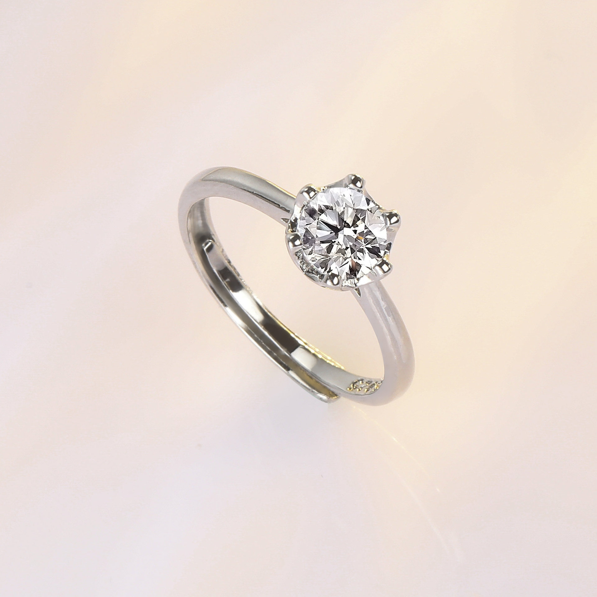 圆形莫桑钻戒 六爪半克拉扭臂钻石戒指 女款结婚定 制银镶钻指环