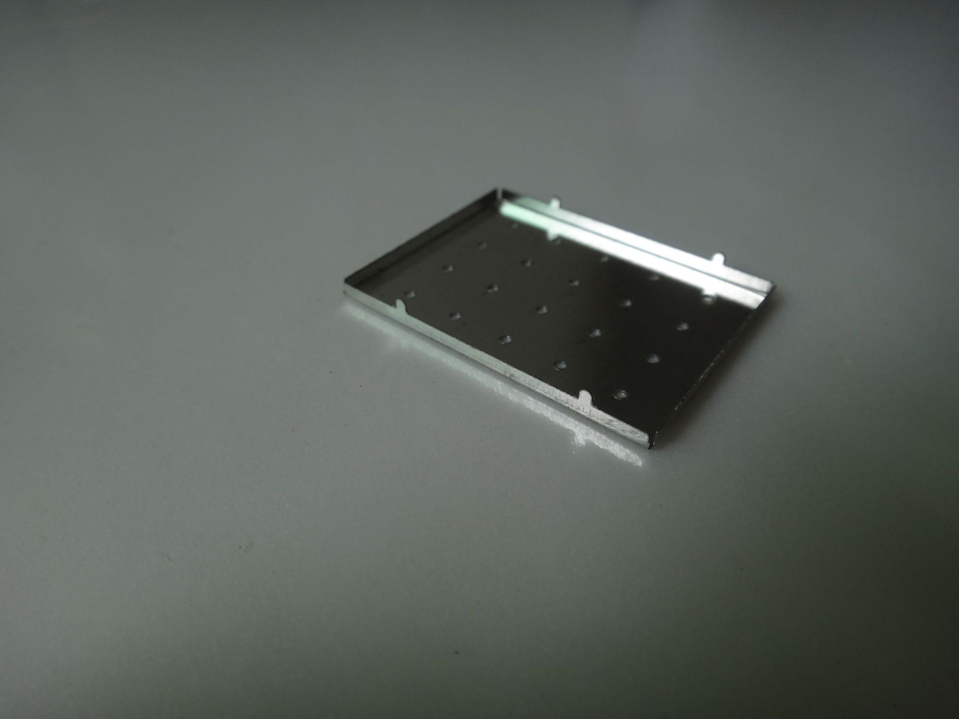 厂家专业屏蔽罩加工电源屏蔽盒显示屏蔽框对讲机屏蔽罩优惠定制