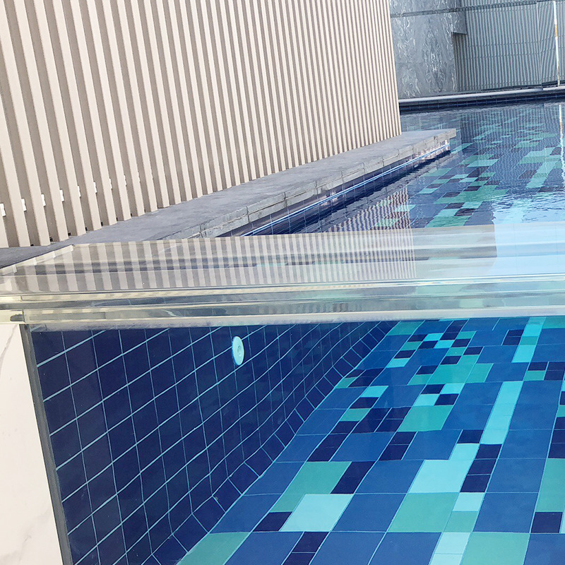 别墅户外透明玻璃游泳池无边际游泳池定制大型亚克力游泳池