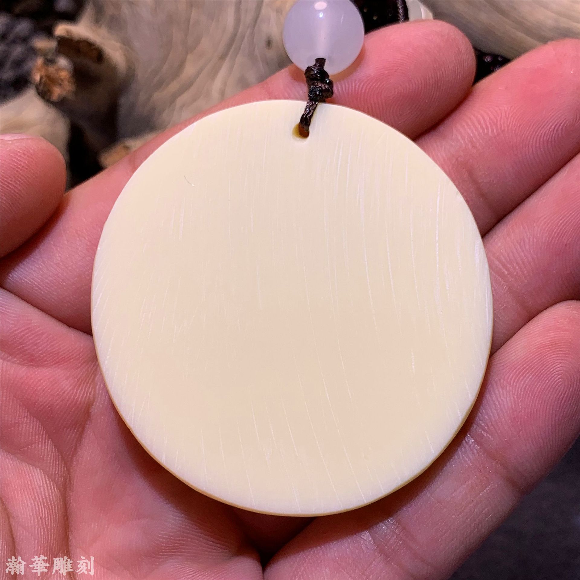 专供地摊货源 象牙果461吊牌 雕刻弥勒佛挂件 创意车挂吊坠饰品