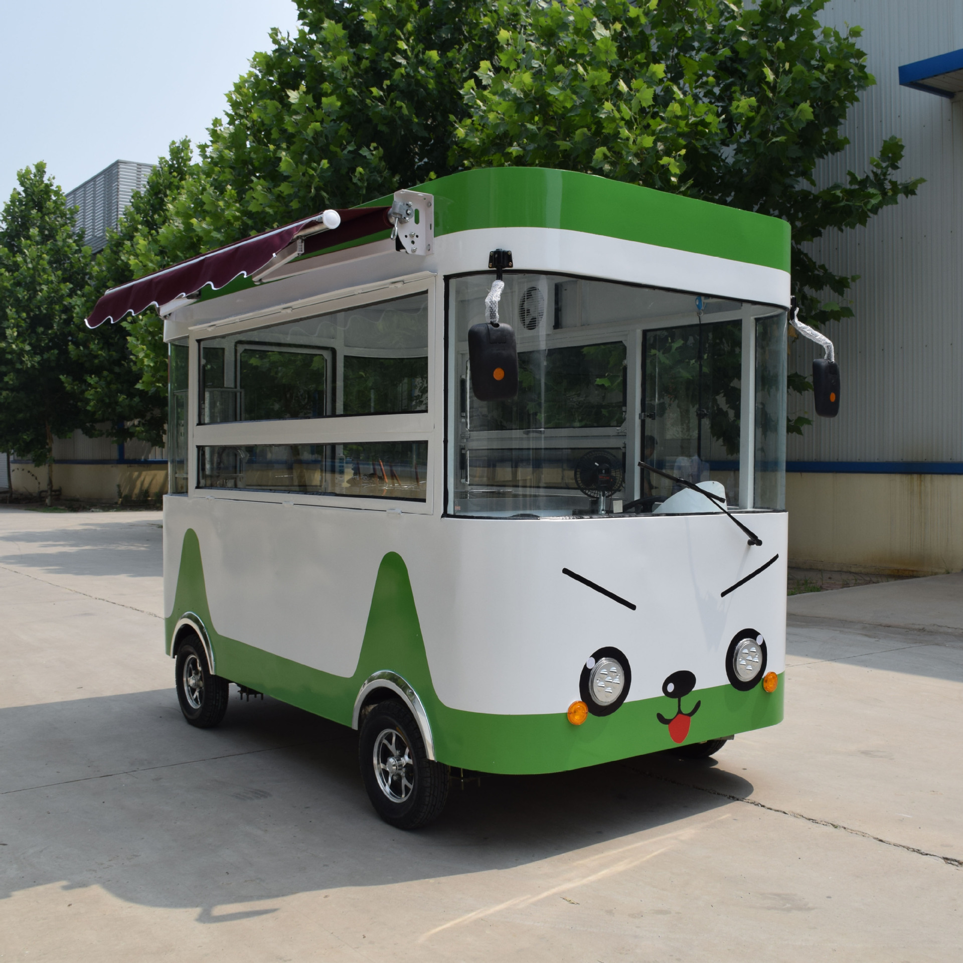 电动早餐车房车移动餐车串串香小吃专用摆摊车商用多功能小吃车