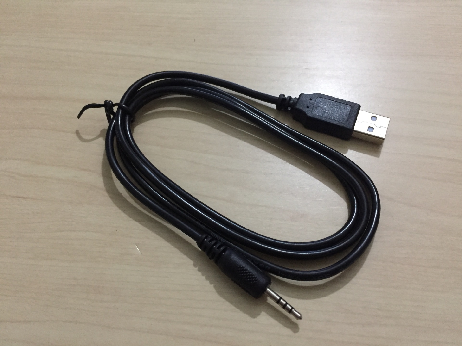 蓝牙耳机充电线usb转25mm公mp3mp4下载充电音频转换数据线