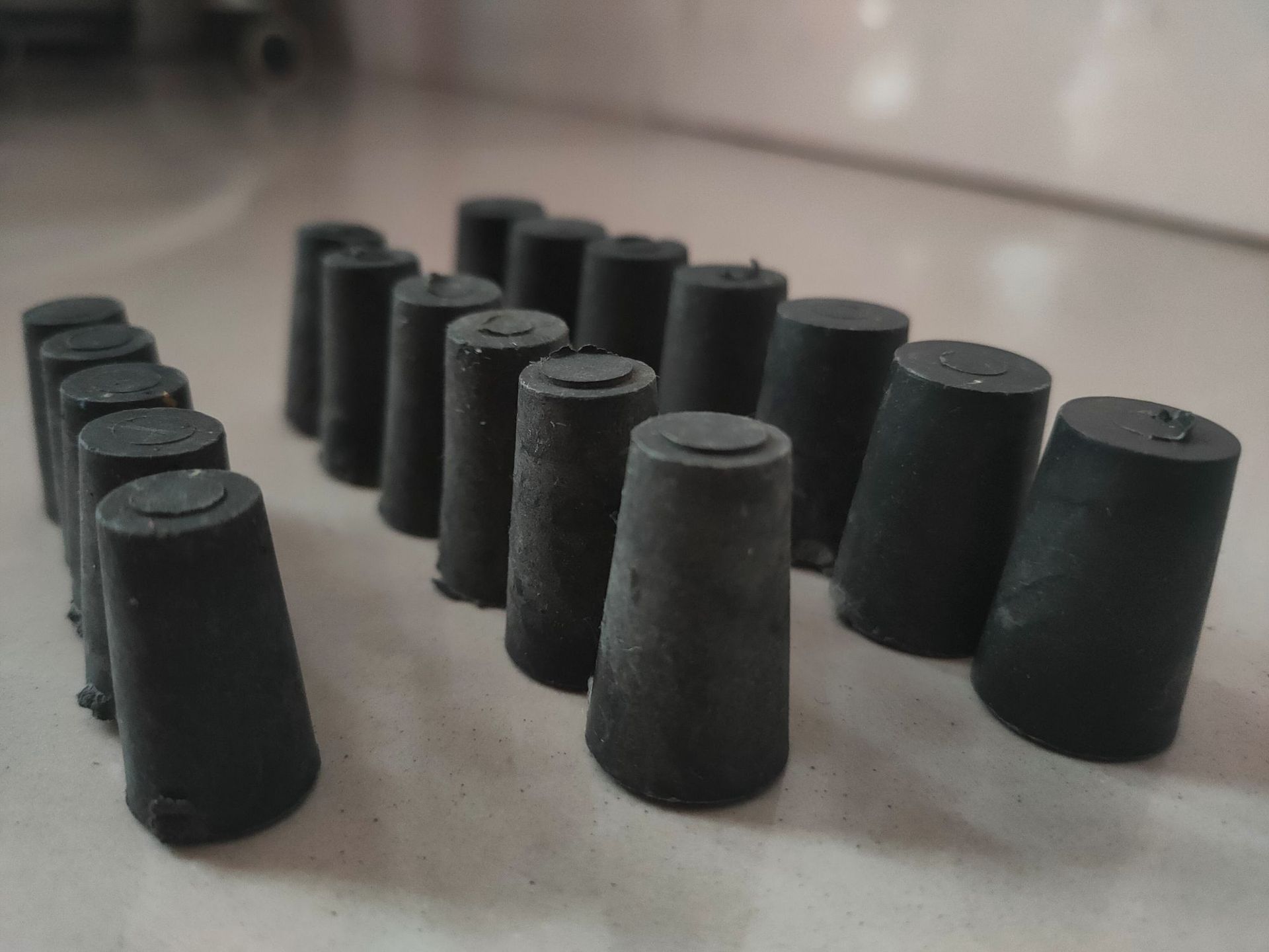 供应 穿墙螺丝墙堵模板堵头 铝模板对拉螺杆套管胶杯堵头建筑配件