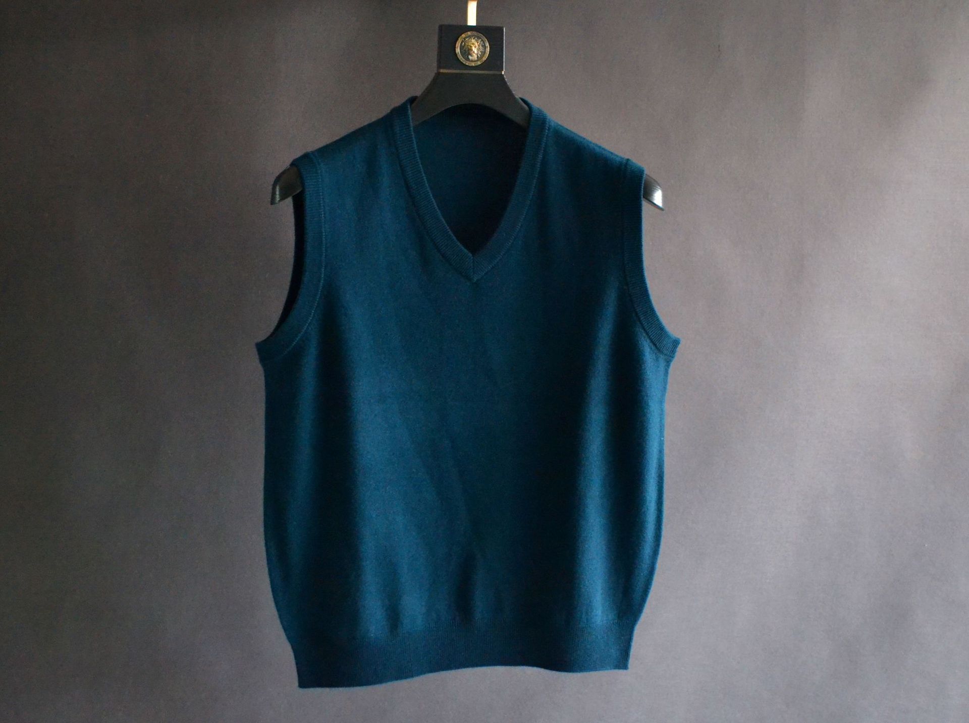 纯羊毛春秋新款男士宽松无袖羊毛背心男纯色套头v领坎肩毛衫