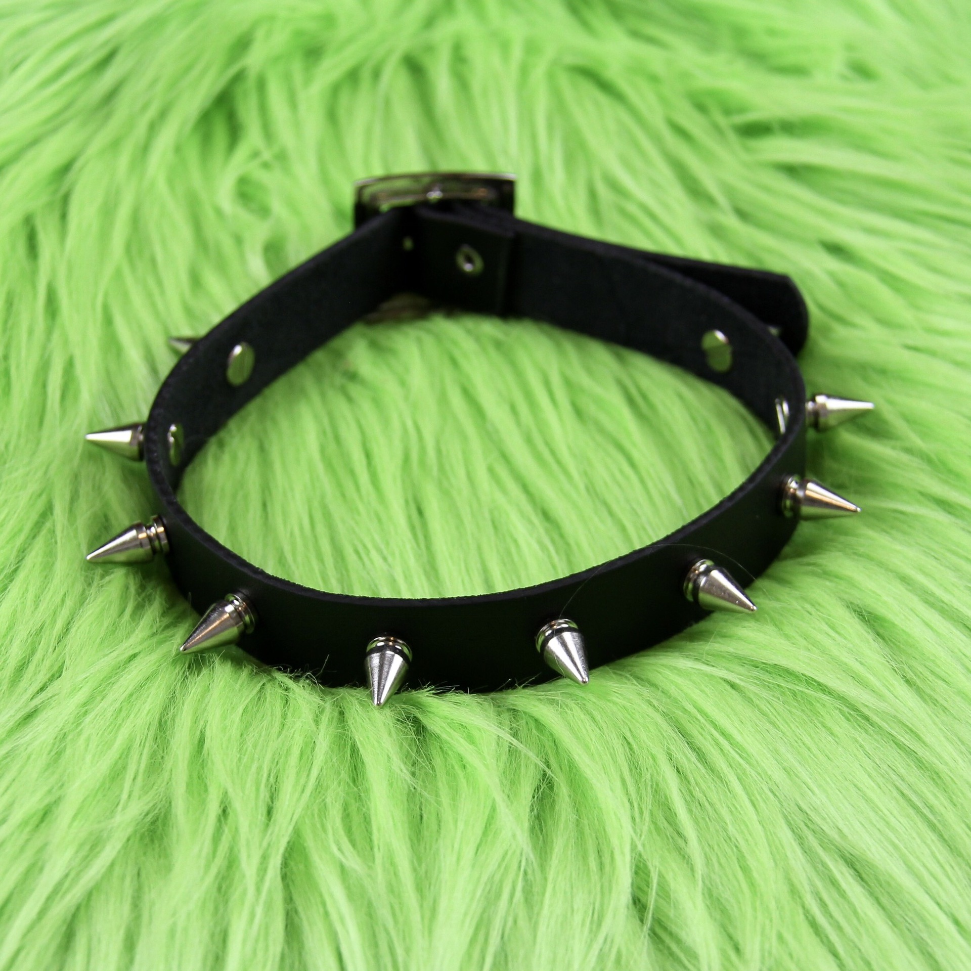 2020新朋克尖钉铆钉皮项圈原宿项圈cosplay哥特摇滚脖链皮链