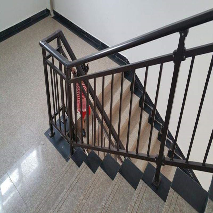 锌钢护栏 阳台护栏 楼梯扶手铁艺围墙厂家供应做定防护空调栏杆