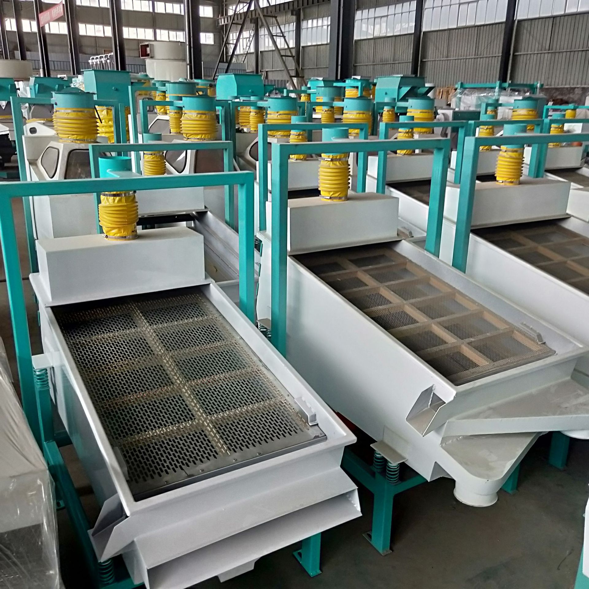 厂价销售 粗粮细吃大米小米加工设备日产50吨大米加工整套设备