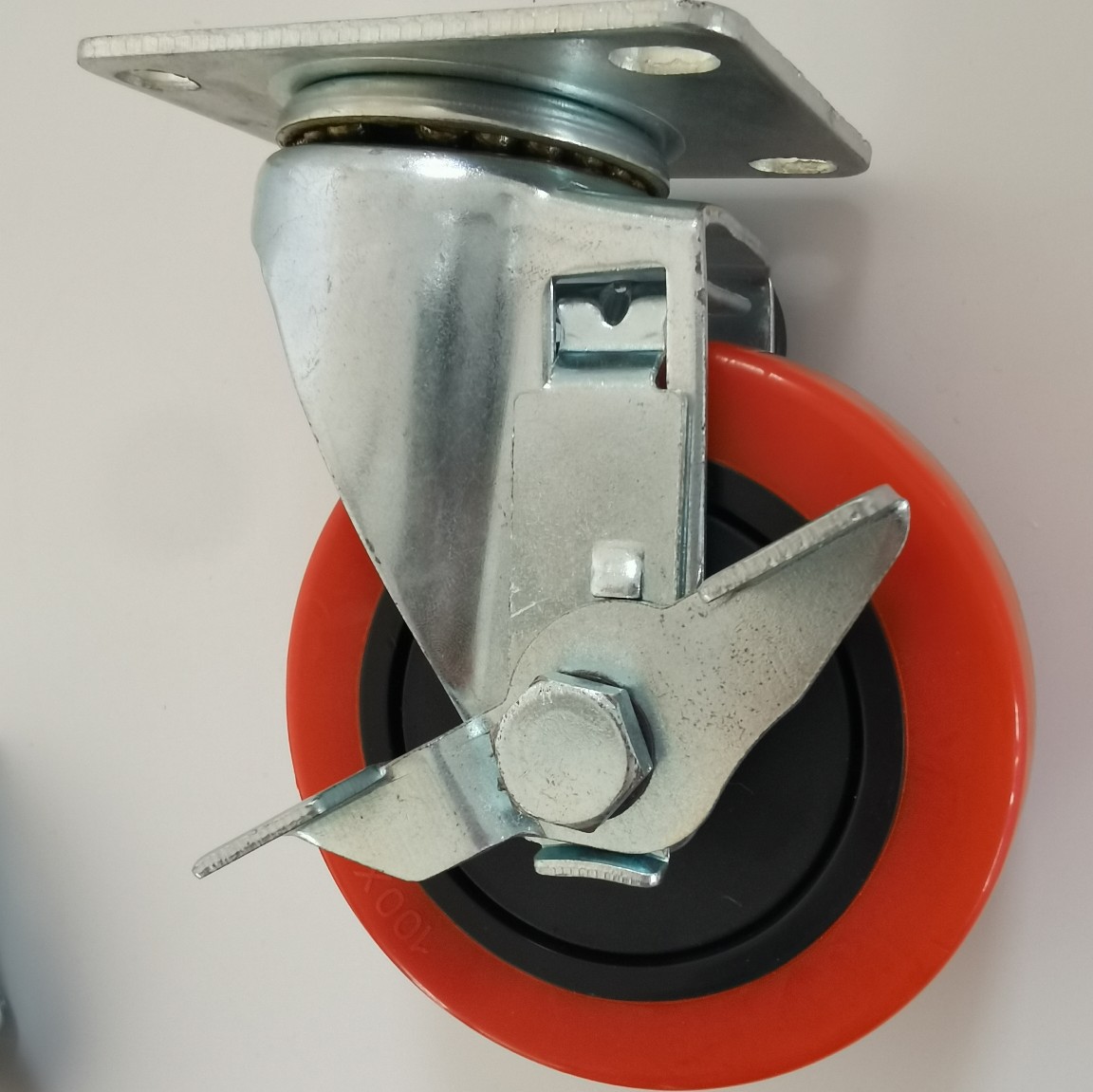 中型侧边刹车脚轮 聚氨酯万向轮 工业轮子