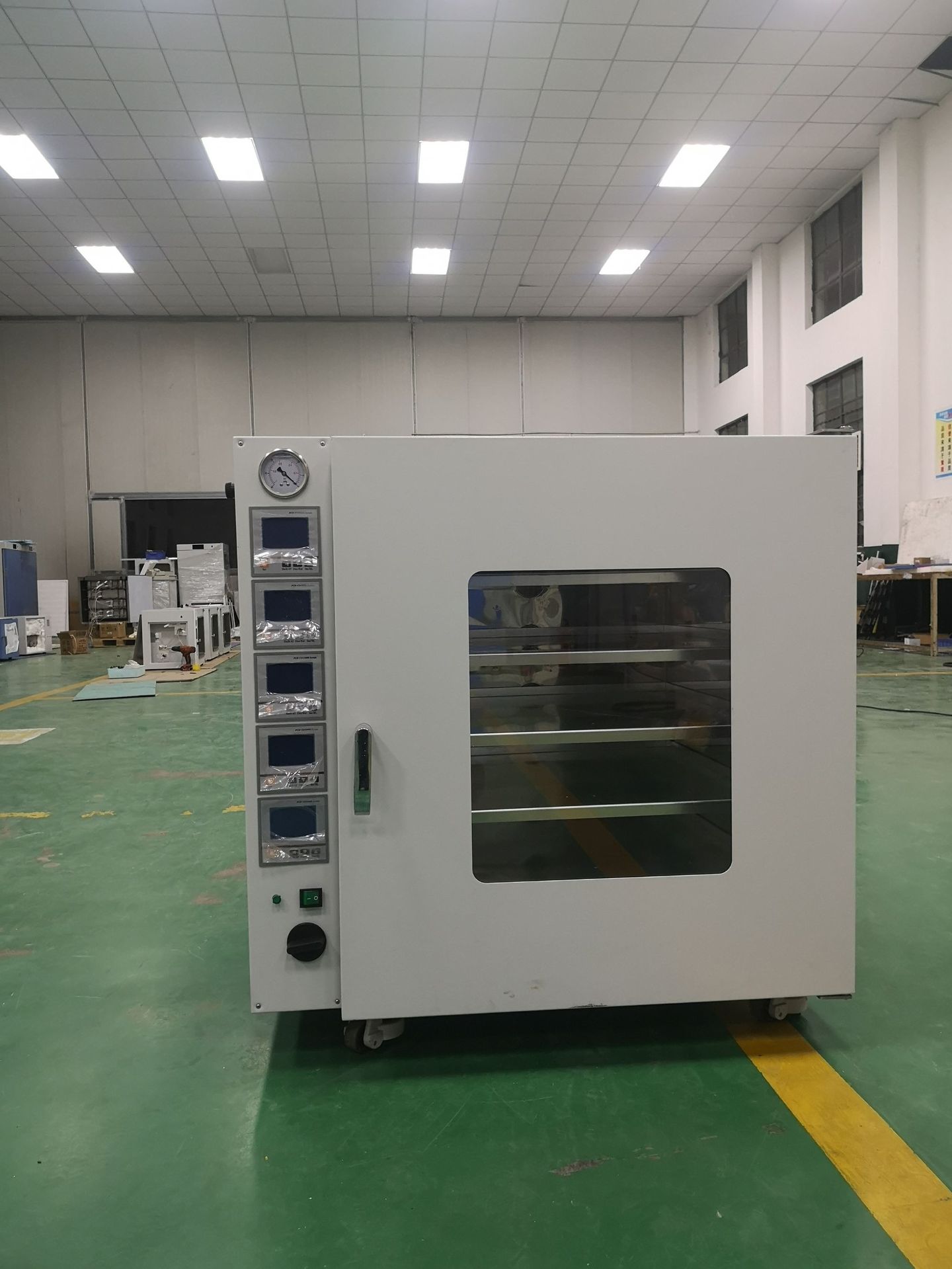 箱/人工气候箱/真空烘箱/co2培养箱等产品专业生产加工的私营独资企业