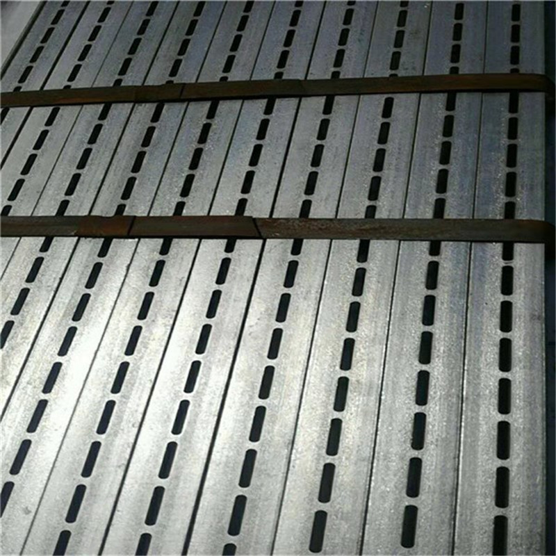 批发 冲孔槽钢 热镀锌冲孔槽钢 量大从优