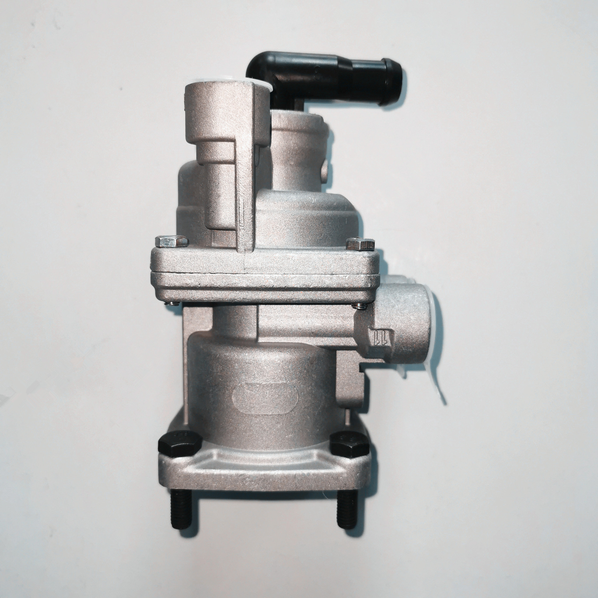 厂家直销 供应 气制动阀总成 刹车总泵 豪沃07款 12款 新款豪沃