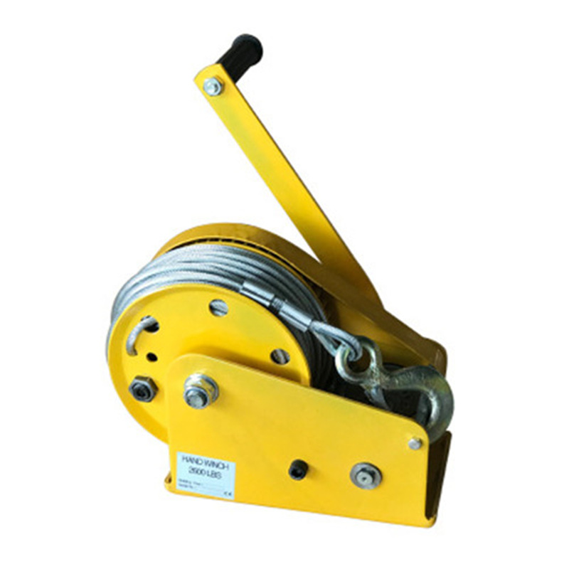 鲁鑫供应手动绞盘 手动卷扬机质优价廉现货 牵引起重手摇卷扬