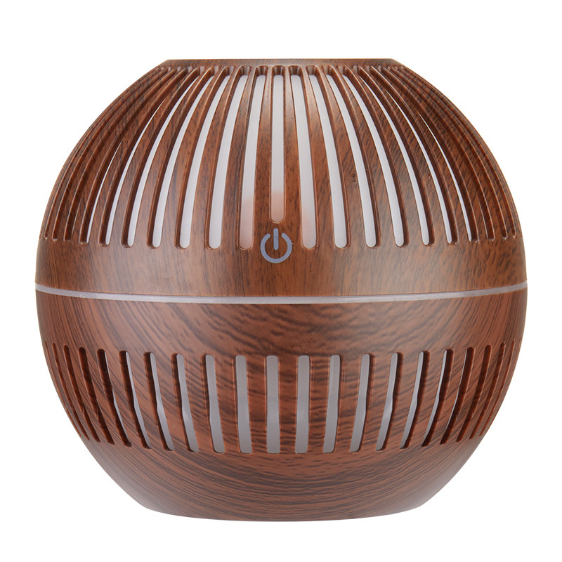 2020 New Hollow Wood Grain Humidifier Mini Aromatherapy Humidifier Air Purifier round Humidifier