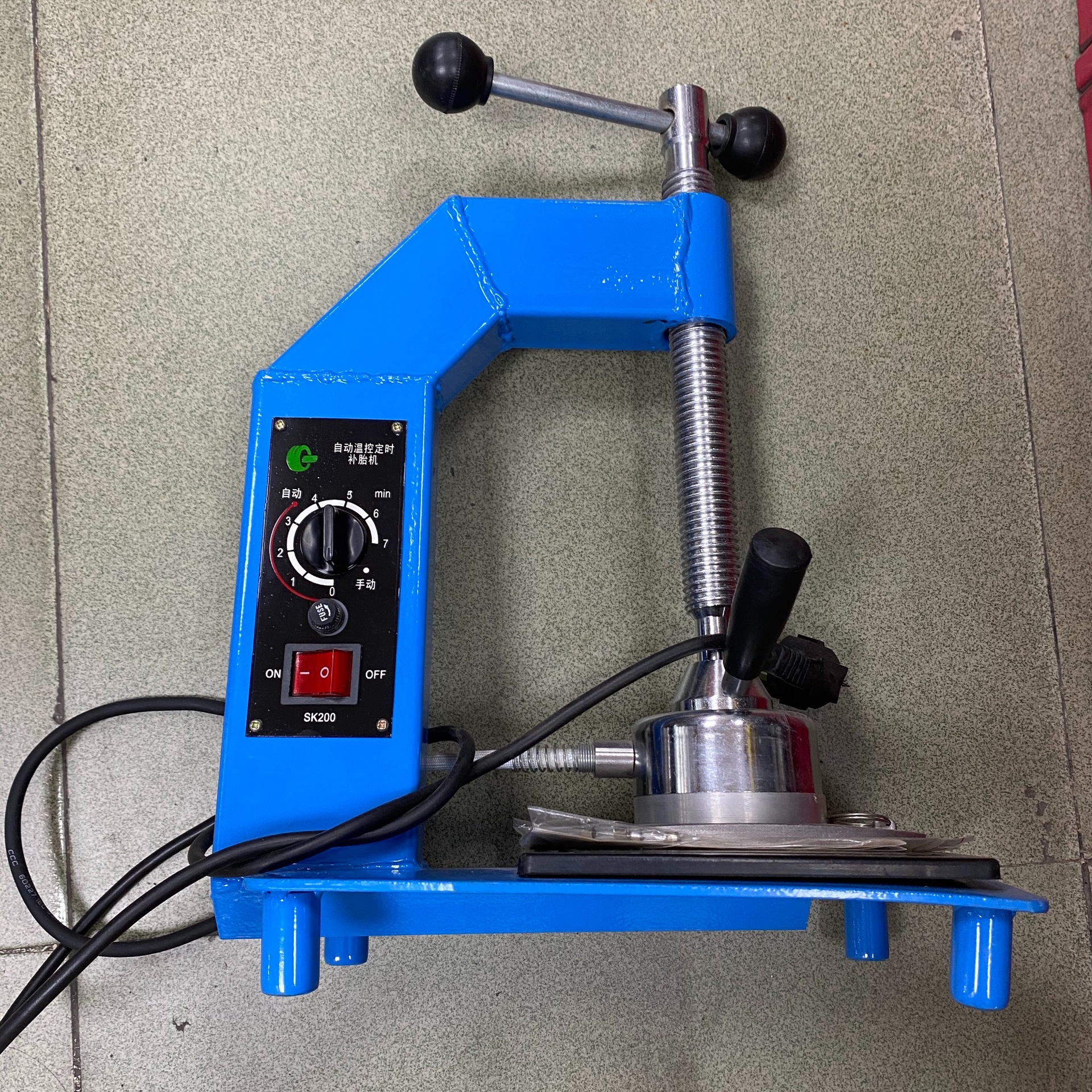 恒温轮胎补胎机调温方形圆形烫头轮胎火补机加热器硫化热补机工具