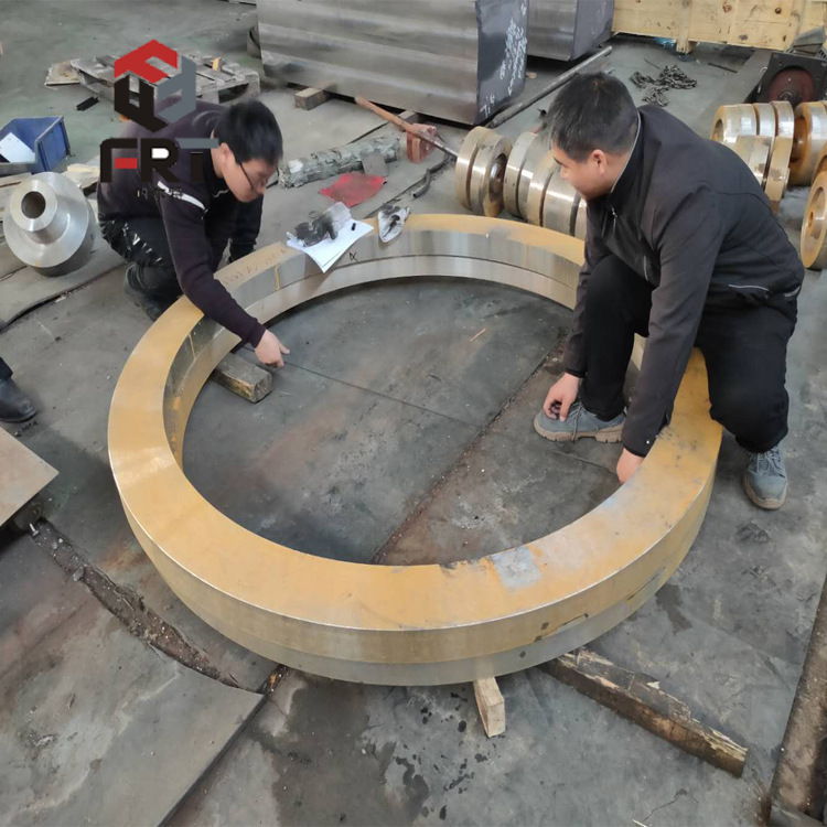 厂家加工重型烘干机配件滚圈齿圈轮带齿轮拖轮来图支持非标