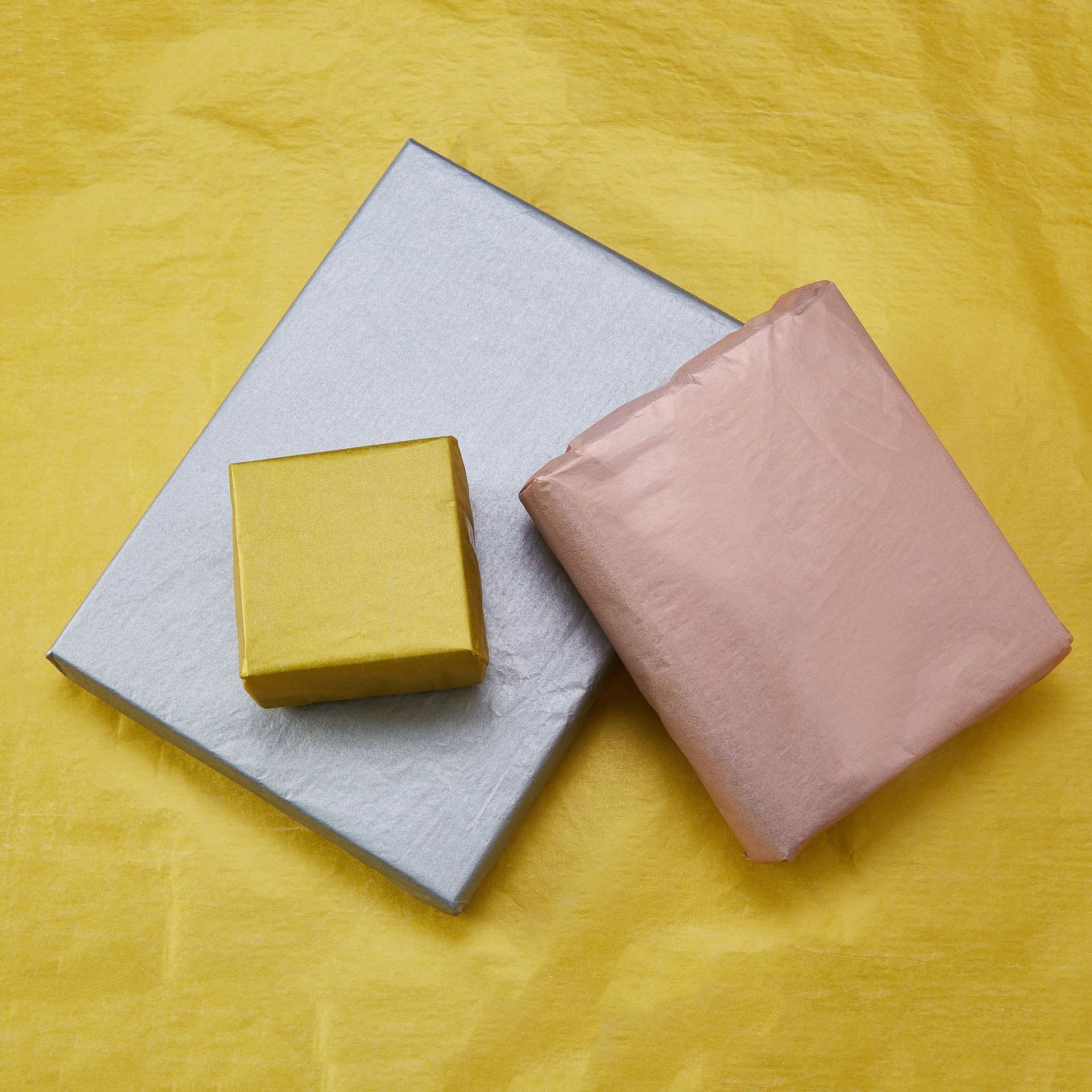 现货金属色圣诞雪梨纸印刷 tissue paper银色红酒包装包装印刷纸