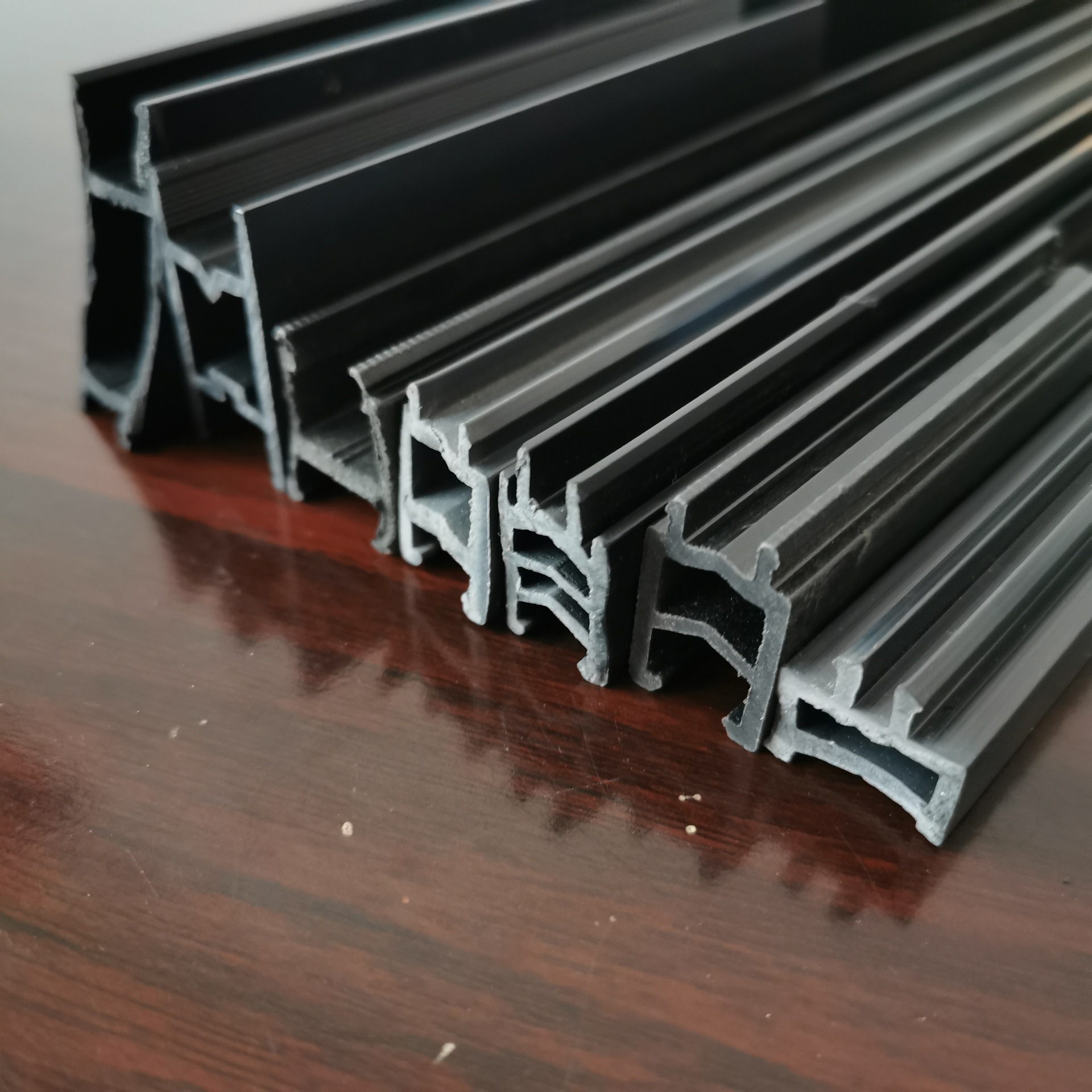 现货供应幕墙专用隔热条铝型材尼龙pa66隔热胶条尼龙垫条现货供应