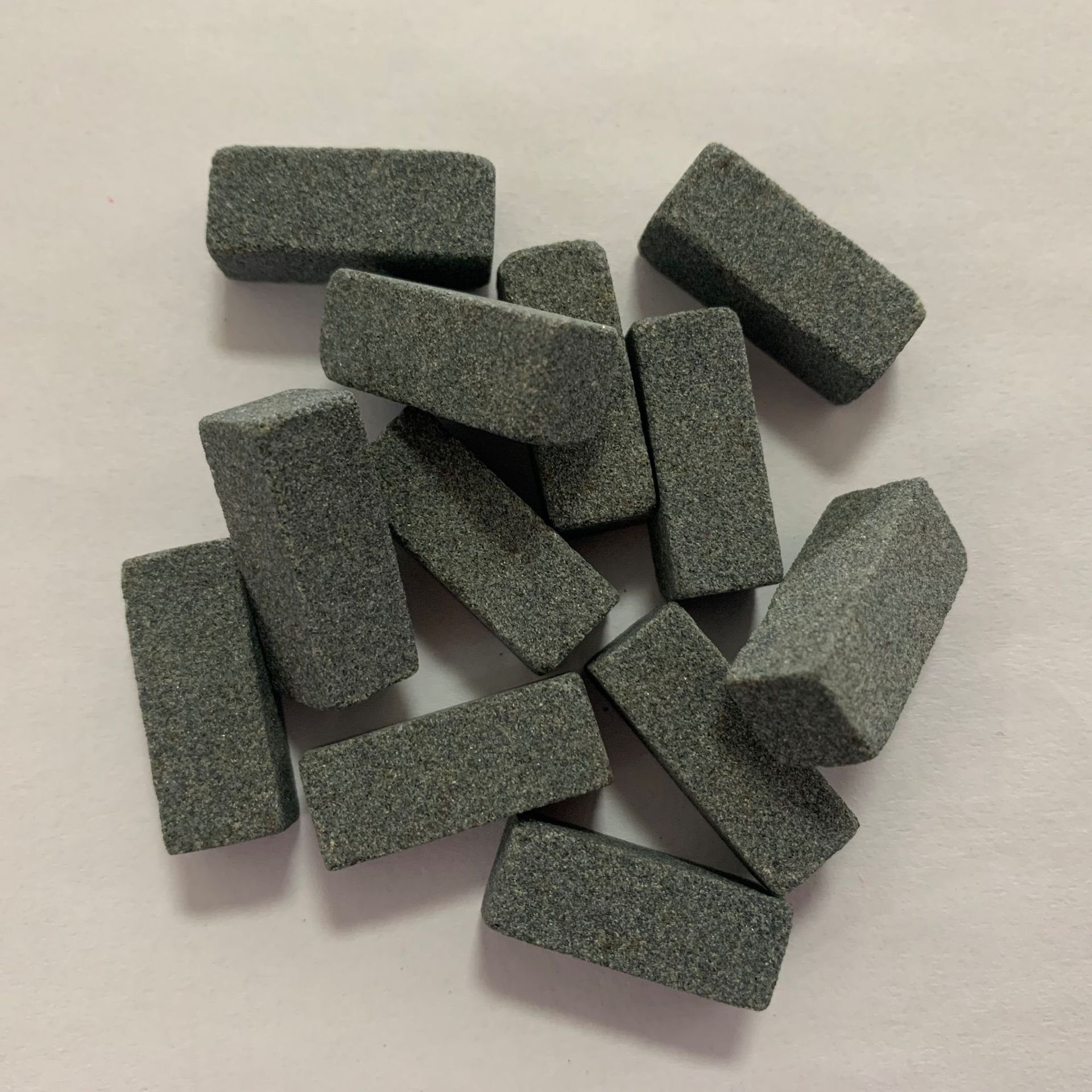 电磨吊磨配件小油石 抛光 打磨,小磨石 电磨附件雕磨附件电磨机