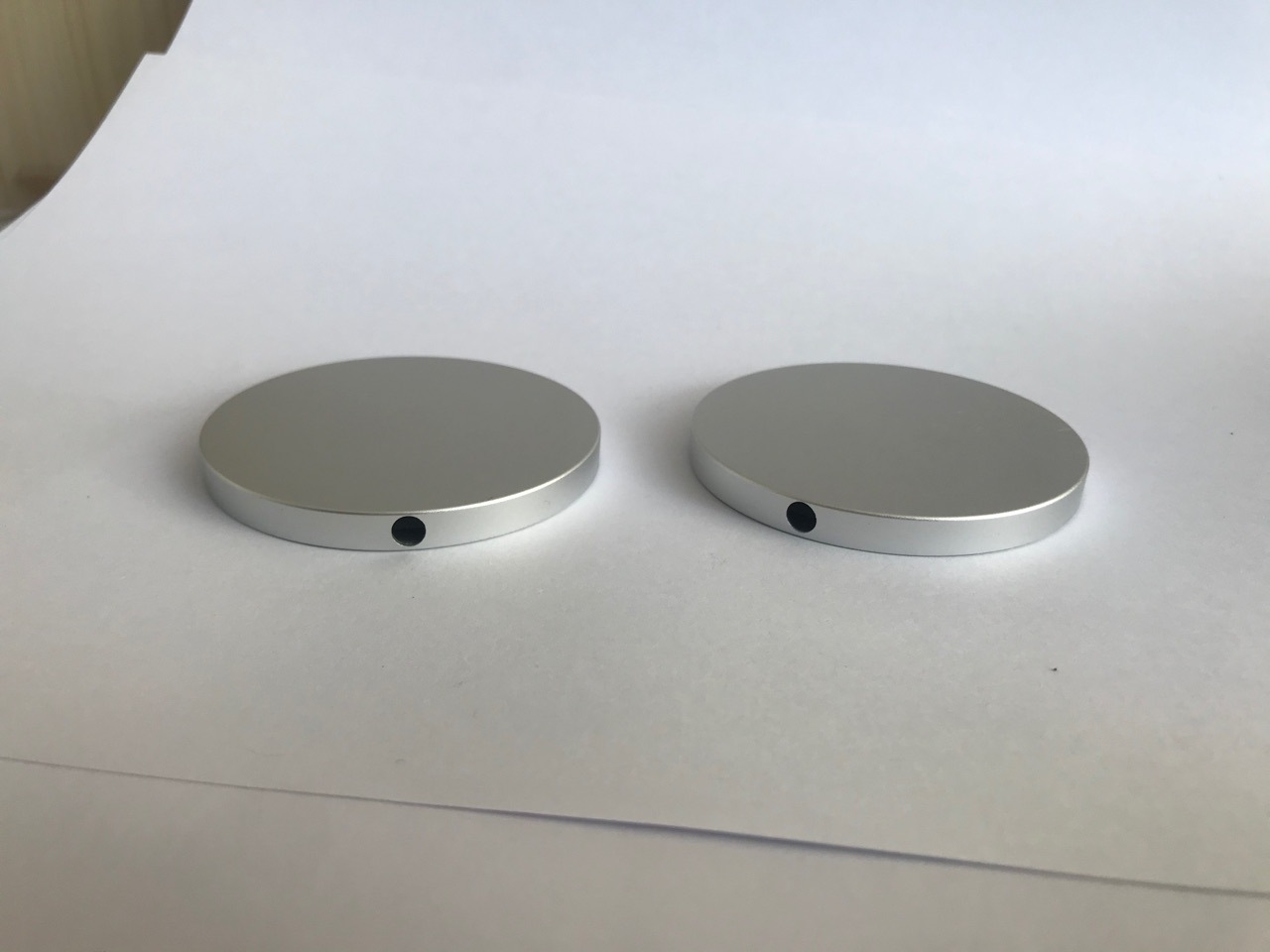 电子雾化器 电子烟铝管圆管充电器外壳渐变