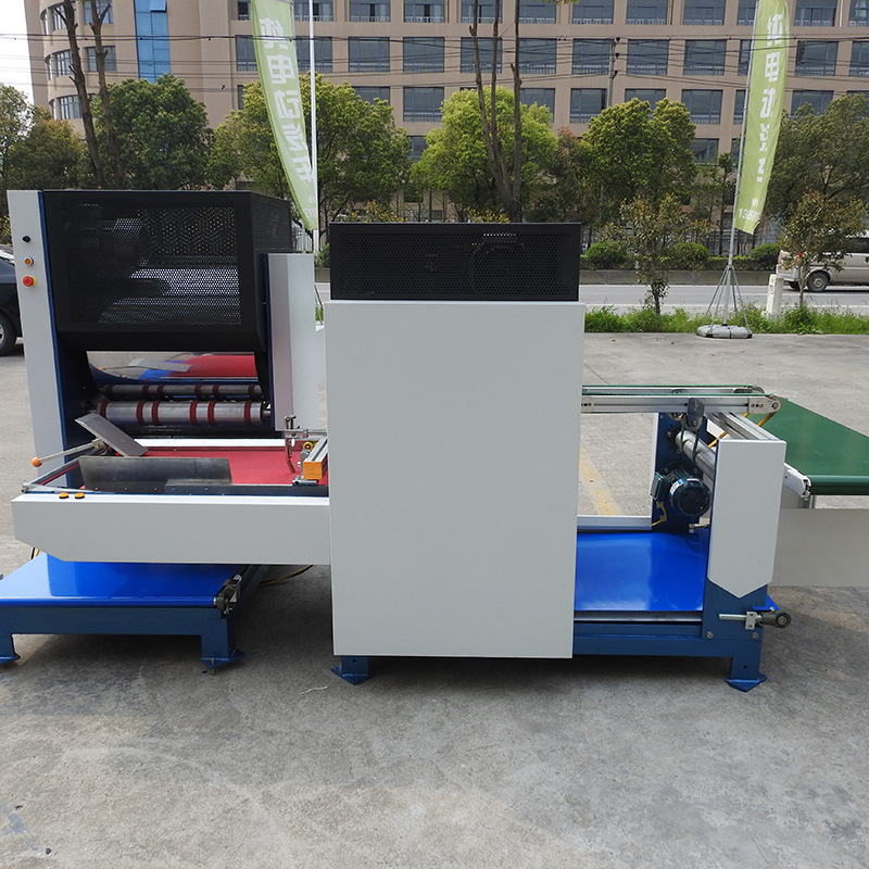 全自动v槽机礼盒灰板密度板加工一次成型无尘十字开槽机