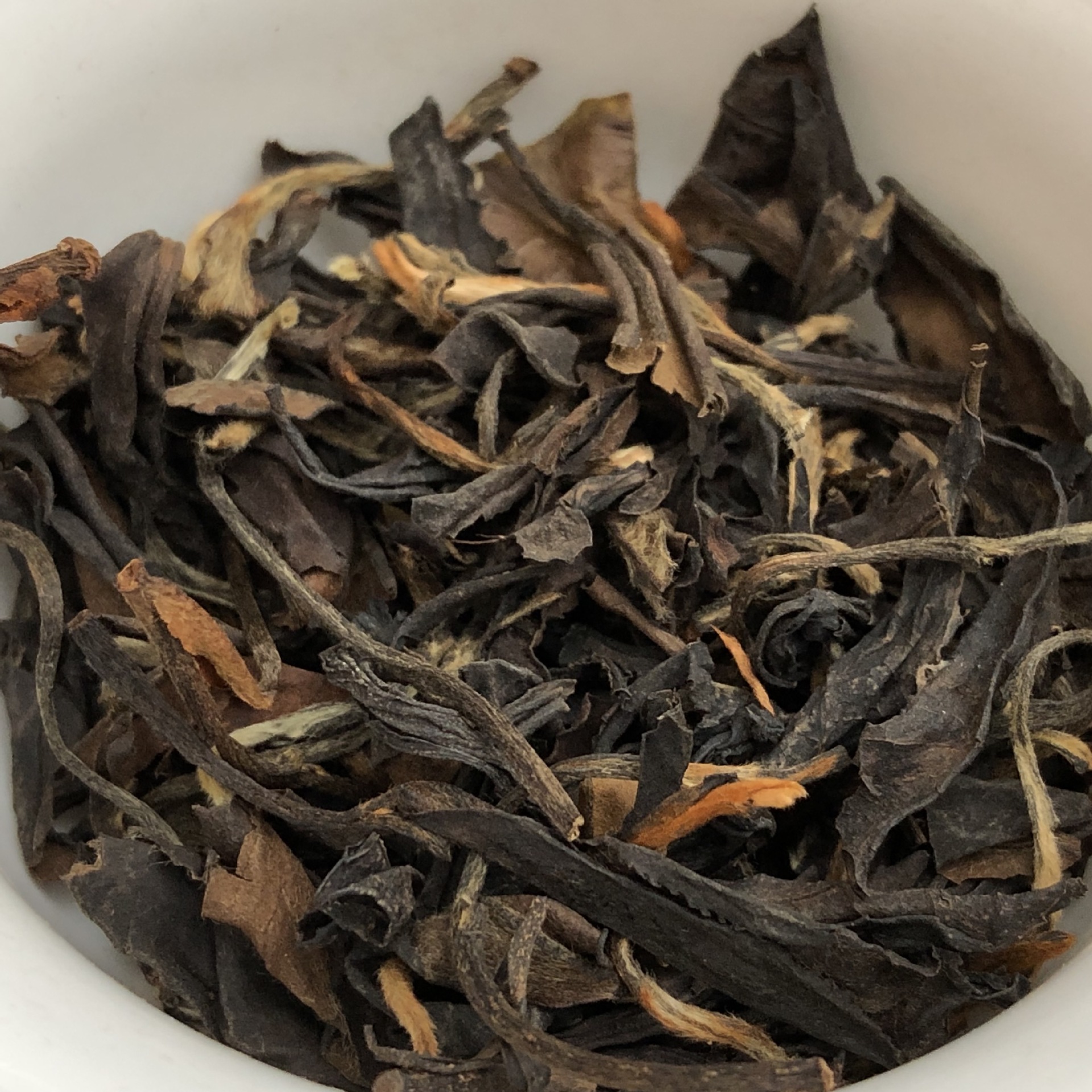 福鼎老白茶1983年荒野老白茶纯干仓存放自然转化口感白茶寿眉批发