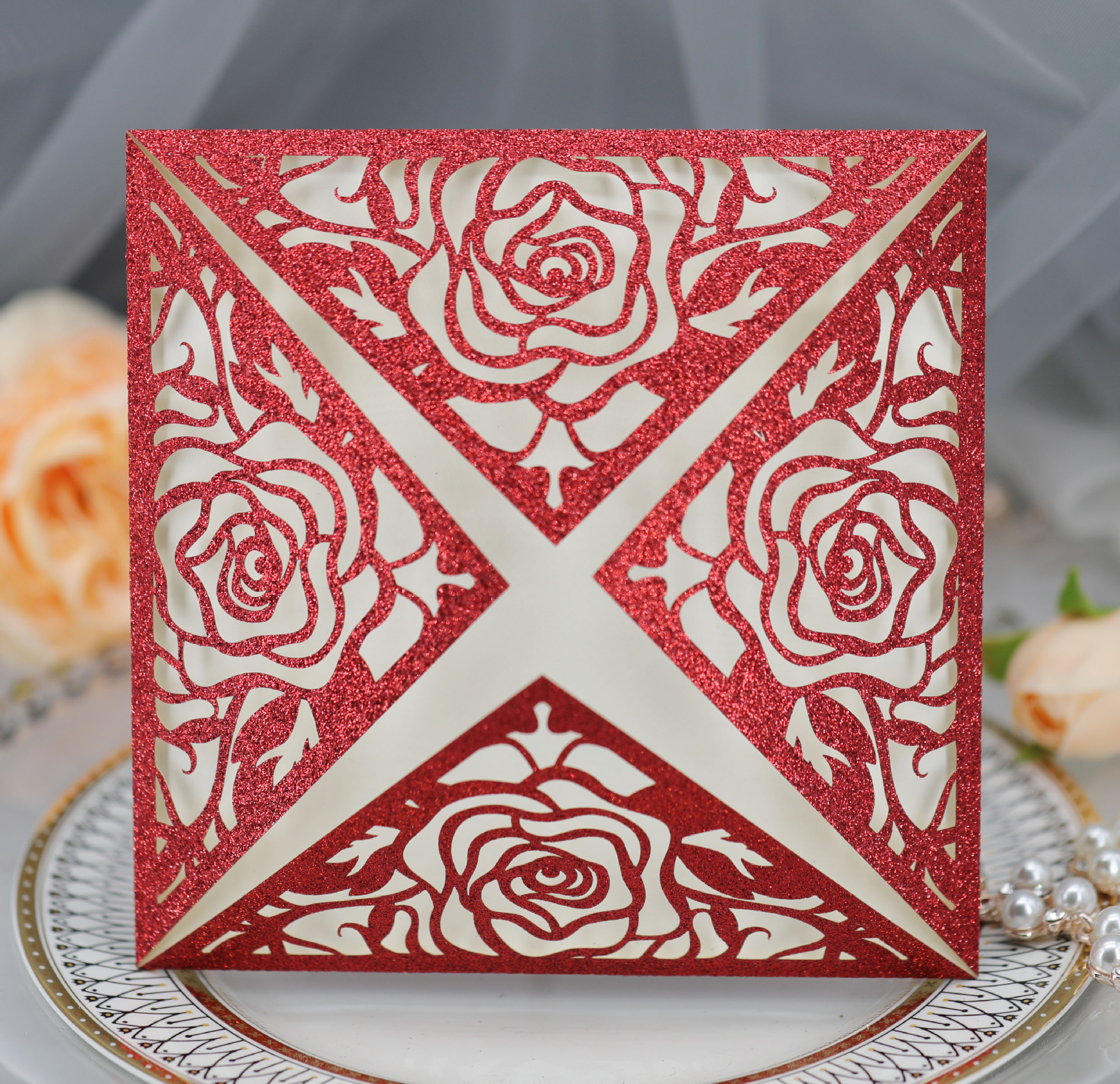 情人节激光镂空玫瑰花请柬 金葱纸闪粉邀请函 婚礼贺卡卡片批发