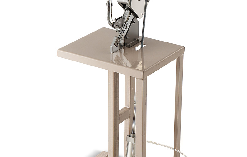 u型香肠打扣机火腿肠气动扎口机脚踏超市网袋打卡机食用菌封口机