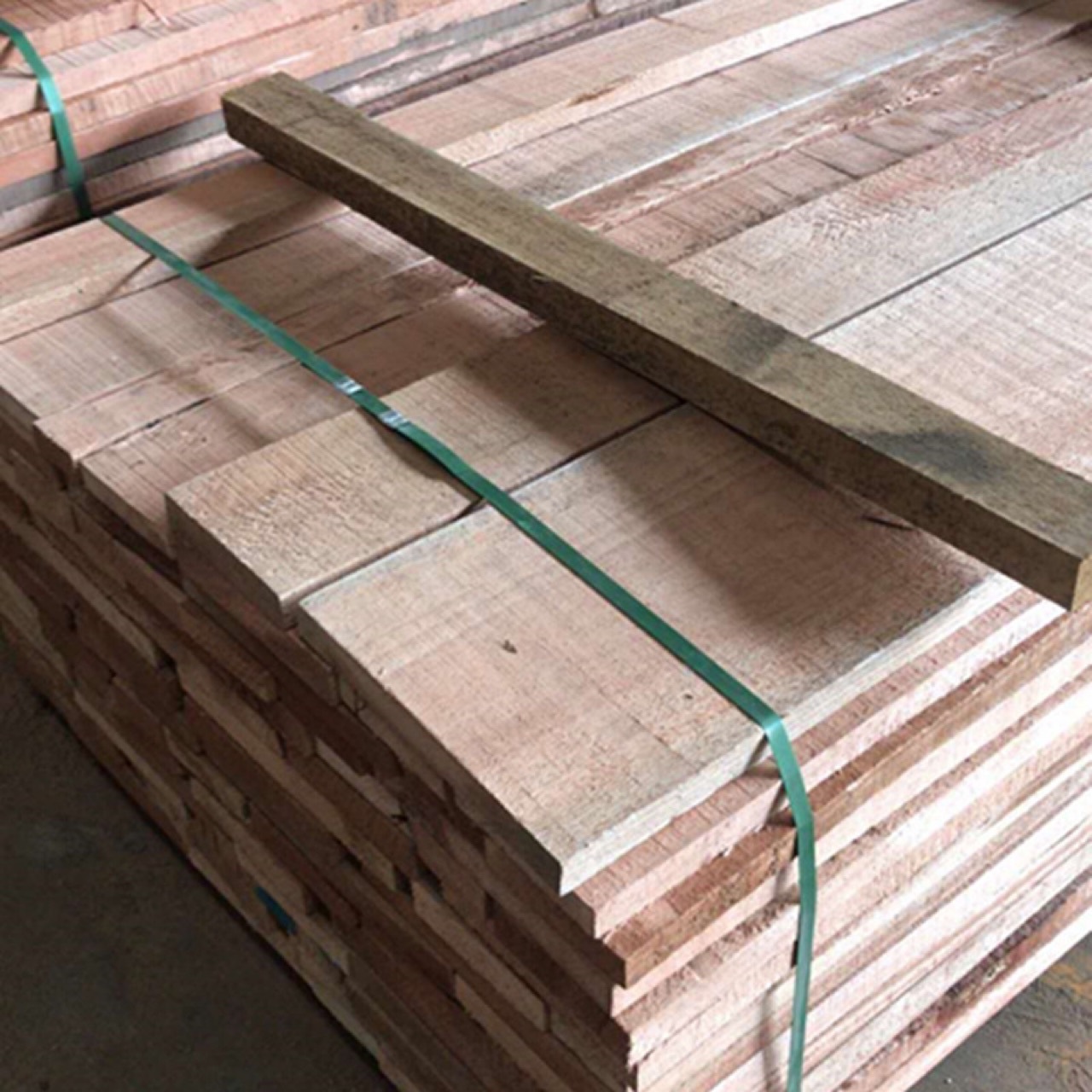 批发零售进口芒果木板材 规格齐全 家具工程防腐芒果木烘干板材