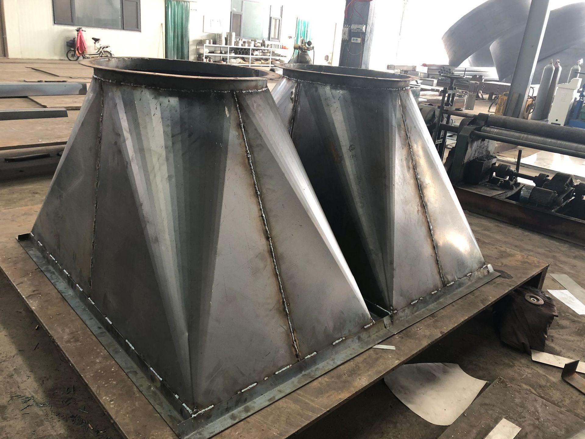 加工天圆地方风管 不锈钢/不锈钢 根据图纸加工定制厂家