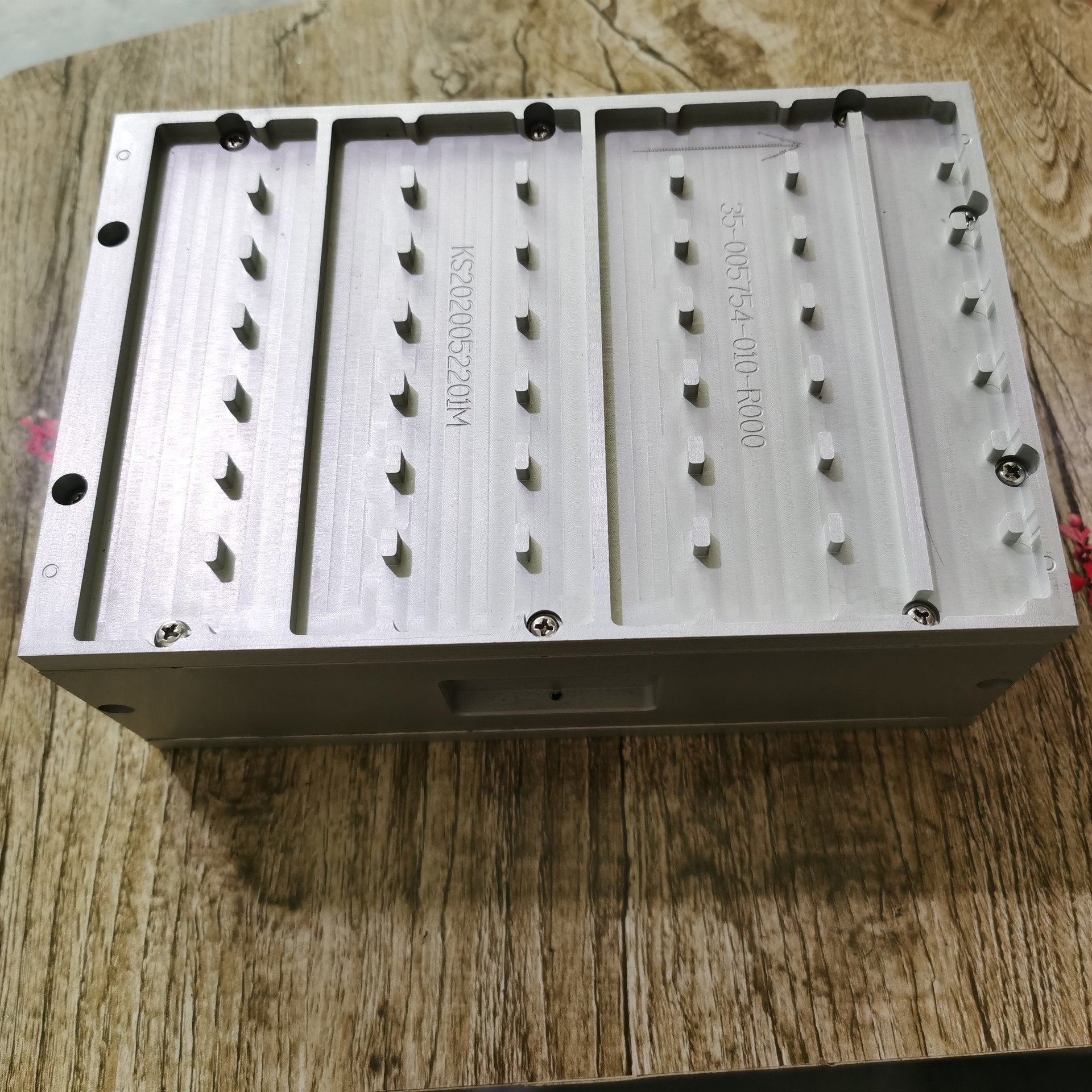 转线方便快捷稳定防呆pcb印刷底座smt贴片过炉真空治具平整高效