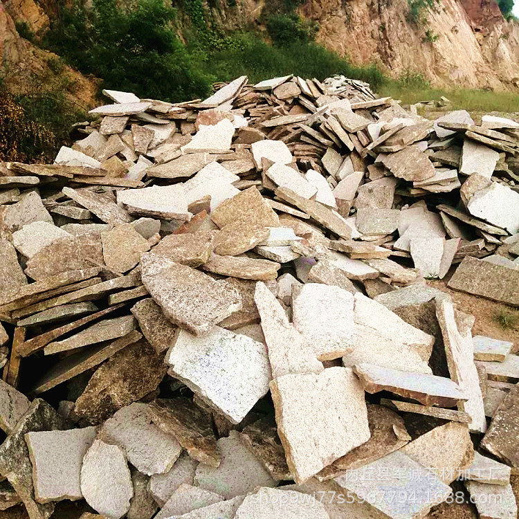 黄色碎拼石 黄木纹板岩冰裂纹片石毛石乱形石片厚度3公分可定制