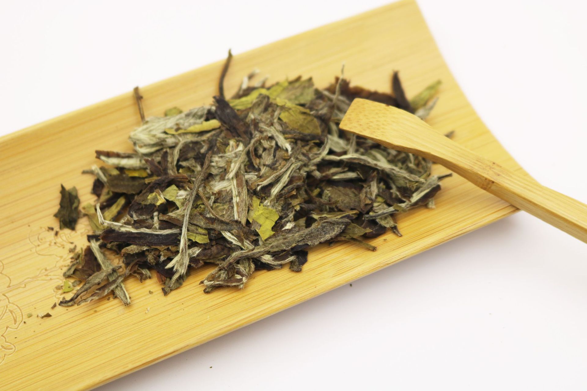 福鼎白茶2018年白牡丹王茶饼管阳高山日晒茶叶源产地厂家现货批发