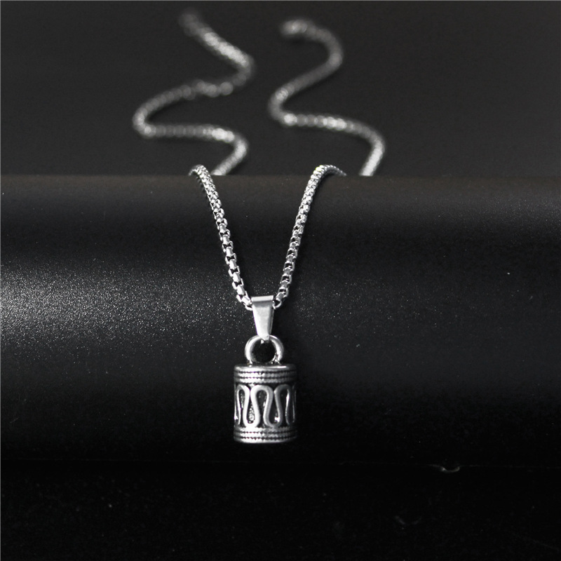 European and American Stainless Steel Casting Pendant Domineering Geometric Necklace Vintage Distressed Cylinder Titanium Steel Pendant Ornaments Wholesale