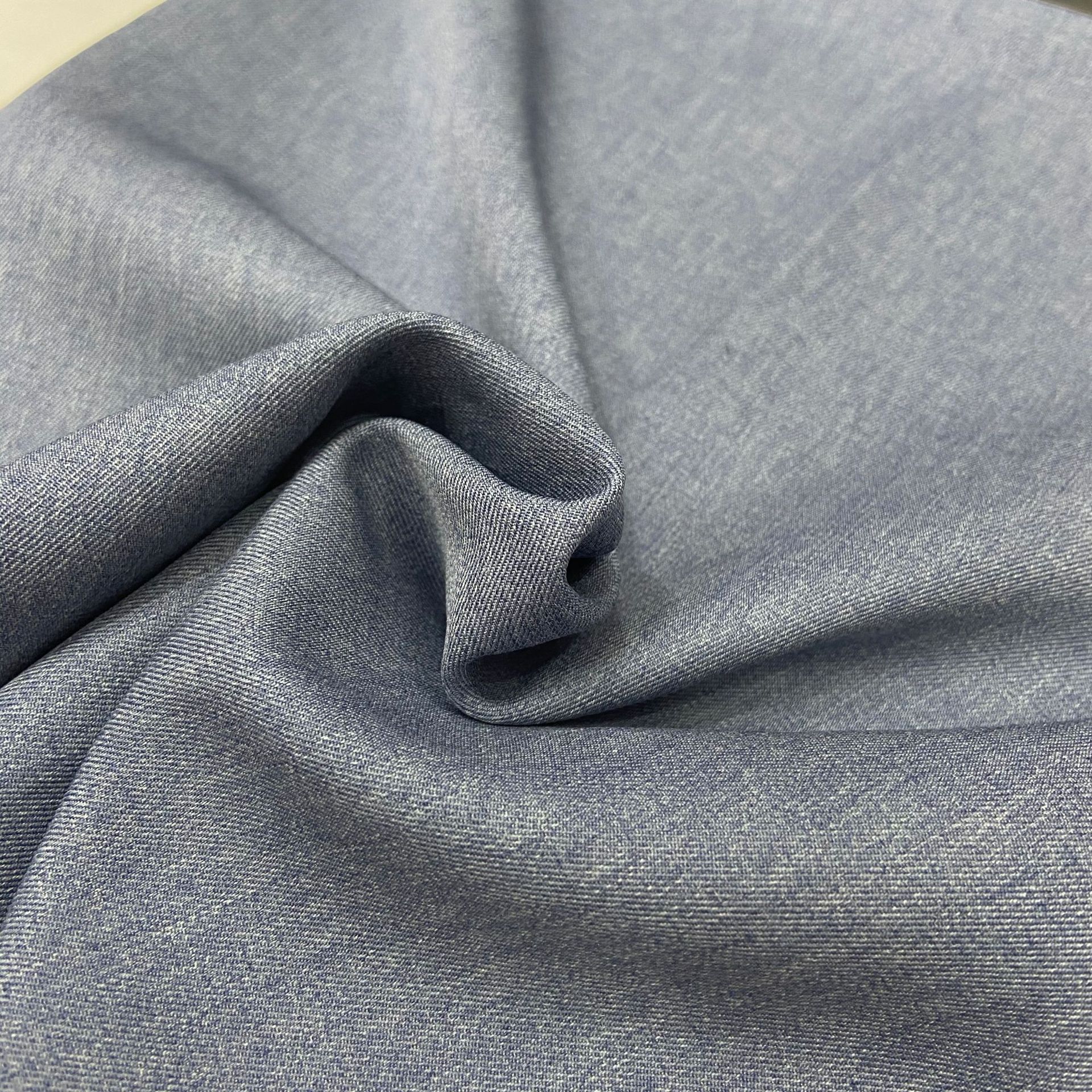 现货 斜纹阳离子面料 保洁服工作服工装面料 西装套装外套布料