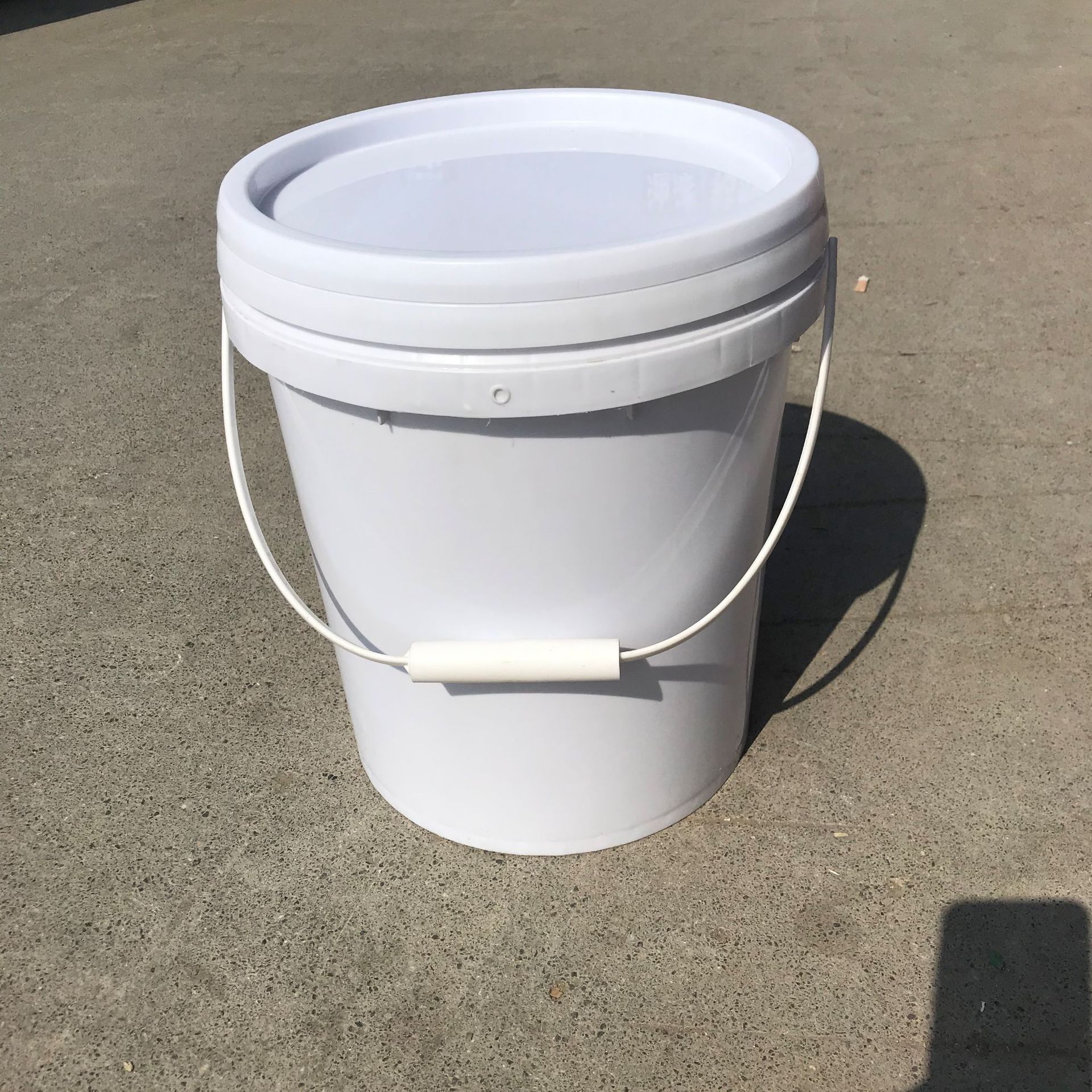 18升塑料桶油漆涂料桶20公斤塑料包装桶化工桶食品级塑料桶密封桶