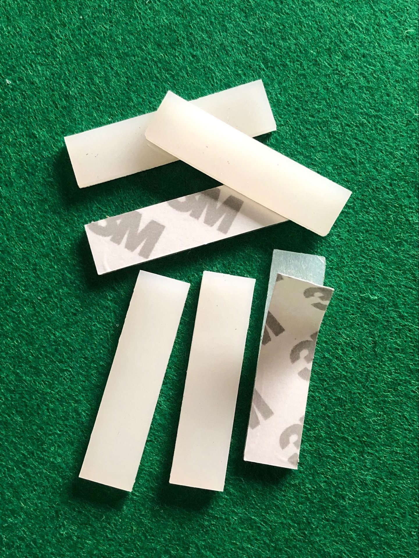 厂家圆形透明硅胶垫自粘防滑脚垫防震缓冲网格橡胶防滑纹eva垫片