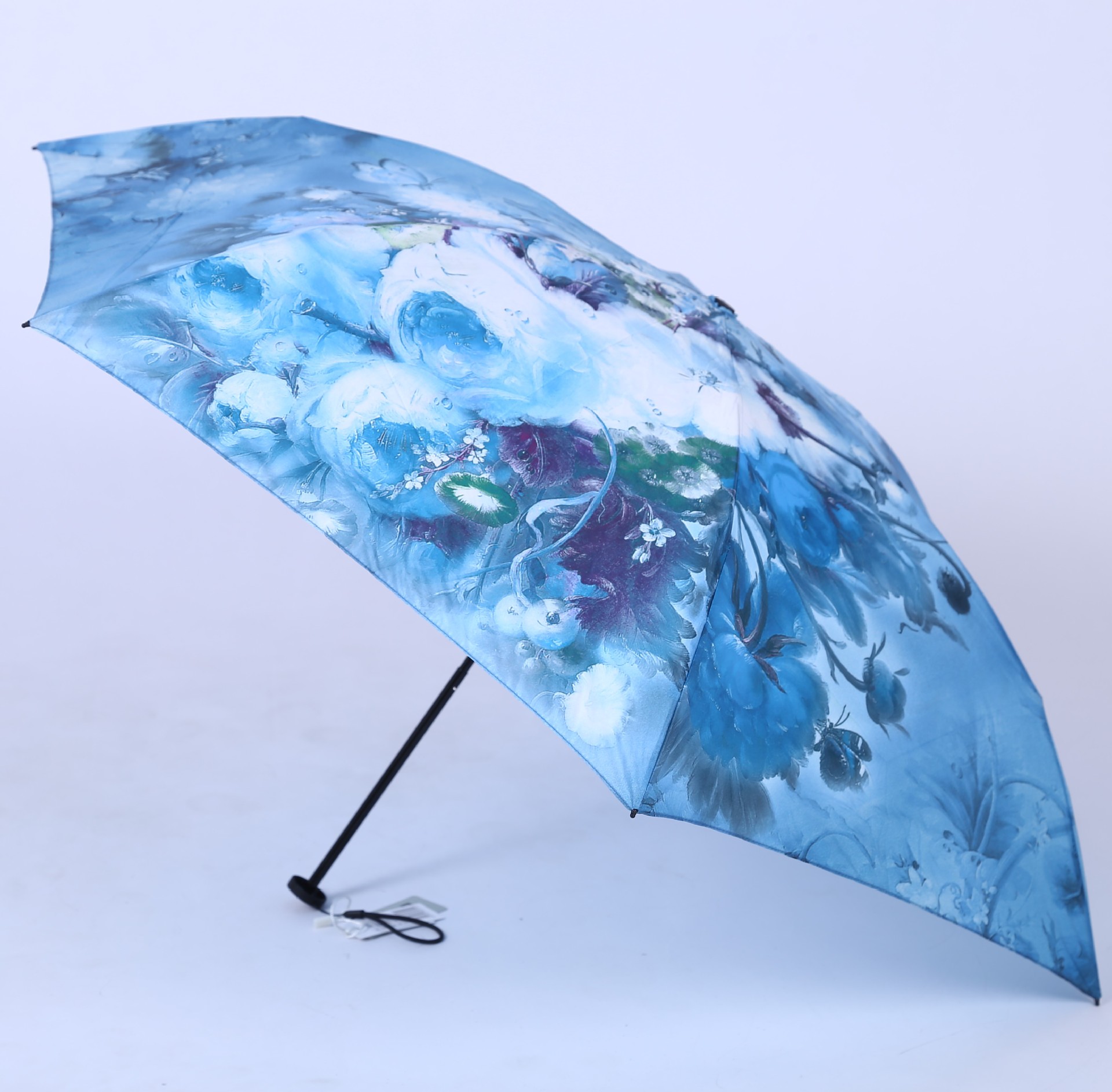 款式三折伞收伞方式手动打开方式手动伞骨数量6骨中棒材质铝伞骨材质