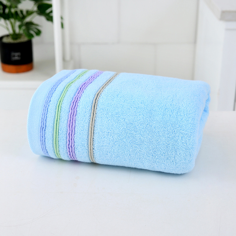 Cotton 32-Strand Large Bath Towel 70 * 140cm Home Daily Gift Absorbent Bath Towel Embroidered Logo Factory Wholesale