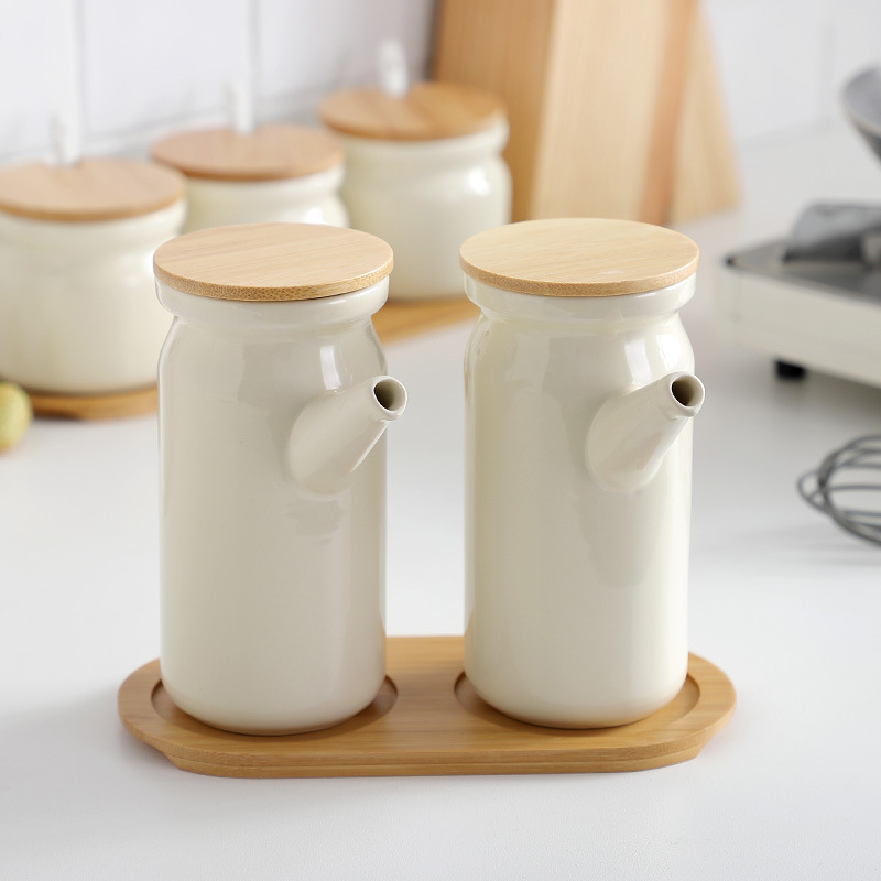 Nordic Instagram Style Bottles for Soy Sauce and Vinegar Kitchen Supplies Ceramic Spice Jar Sauce Bottle Seasoning Pot Household Oil Can Vinegar Pot