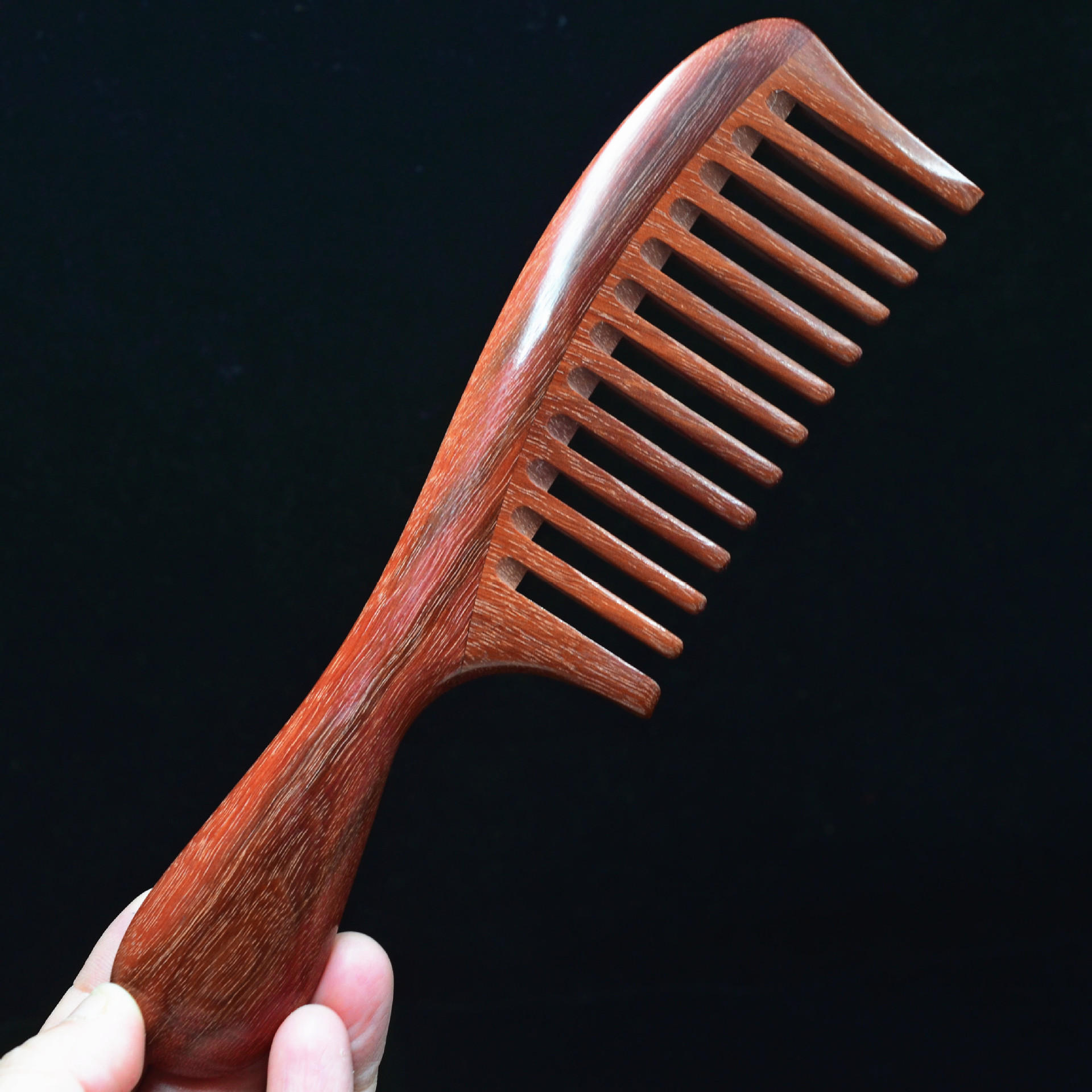 厂家直销批发红檀血木按摩加厚大齿梳子防静电女长发刻字檀木