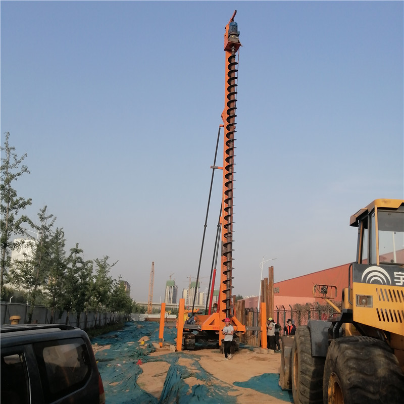 15米长螺旋打桩机价格 履带抗浮锚杆打桩机 小型螺旋钻孔机腾万